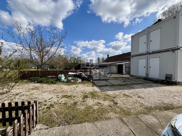 Eladó ipari ingatlan, Monoron 180 M Ft / költözzbe.hu