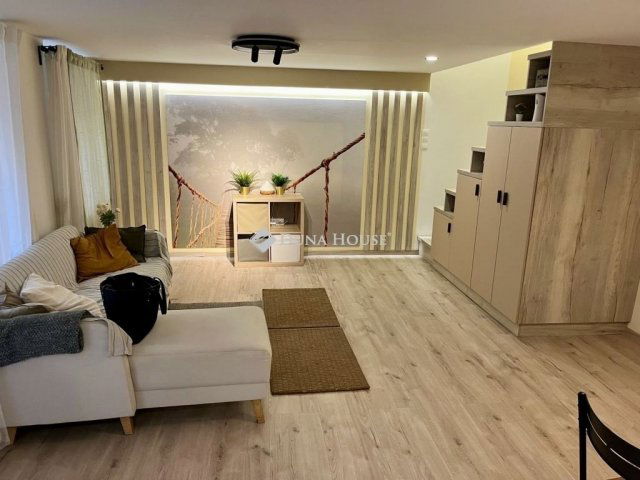 Eladó téglalakás, Budapesten, VI. kerületben 65 M Ft, 3 szobás