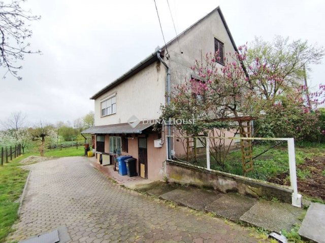 Eladó családi ház, Csurgón 24.9 M Ft, 3 szobás
