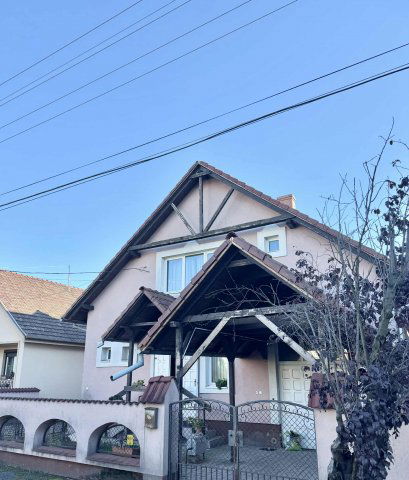 Eladó családi ház, Debrecenben, Gábor Áron utcában 89.9 M Ft