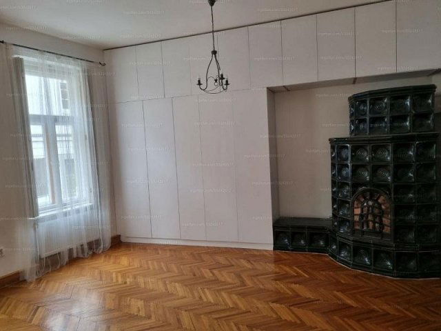 Eladó téglalakás, Székesfehérvárott 94.9 M Ft, 3 szobás