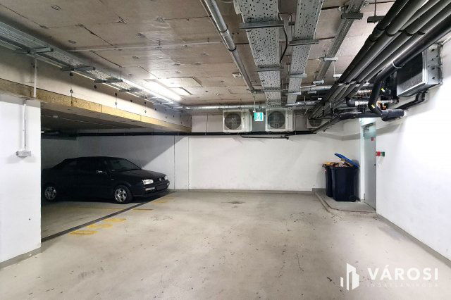 Eladó garázs, Budapesten, XIII. kerületben 8.3 M Ft