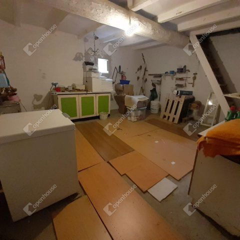 Eladó családi ház, Csépán 7.5 M Ft, 2 szobás
