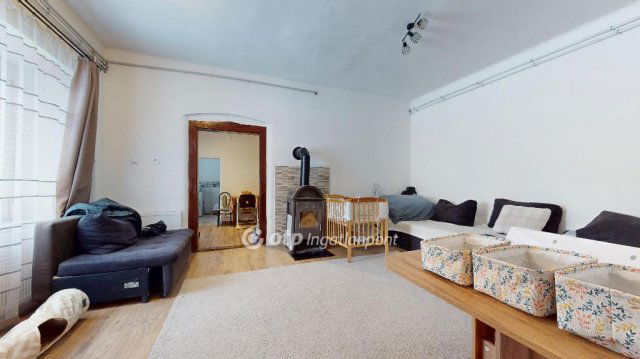 Eladó családi ház, Beszterecén 54 M Ft, 3 szobás