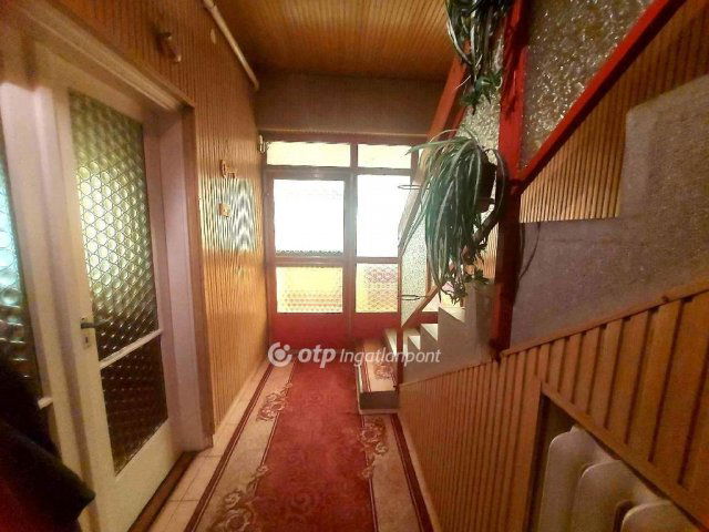 Eladó családi ház, Hosszúpályin 45 M Ft, 3 szobás