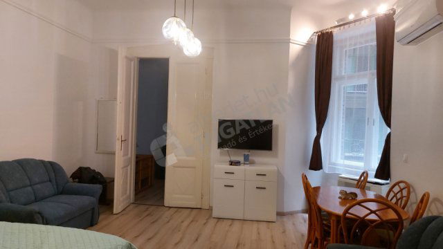 Kiadó téglalakás, albérlet, Budapesten, VIII. kerületben