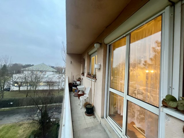 Eladó téglalakás, Budapesten, XV. kerületben 63.9 M Ft, 2 szobás