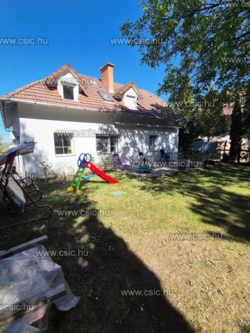 Kiadó családi ház, albérlet, Pomázon 460 E Ft / hó, 4 szobás