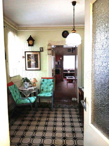 Eladó családi ház, Szomódon 29.8 M Ft, 2 szobás