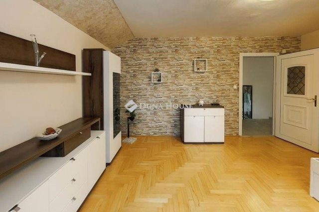 Eladó családi ház, Budapesten, II. kerületben 429.9 M Ft