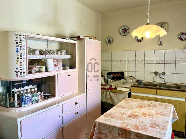 Eladó családi ház, Lajosmizsén 37.5 M Ft, 2 szobás
