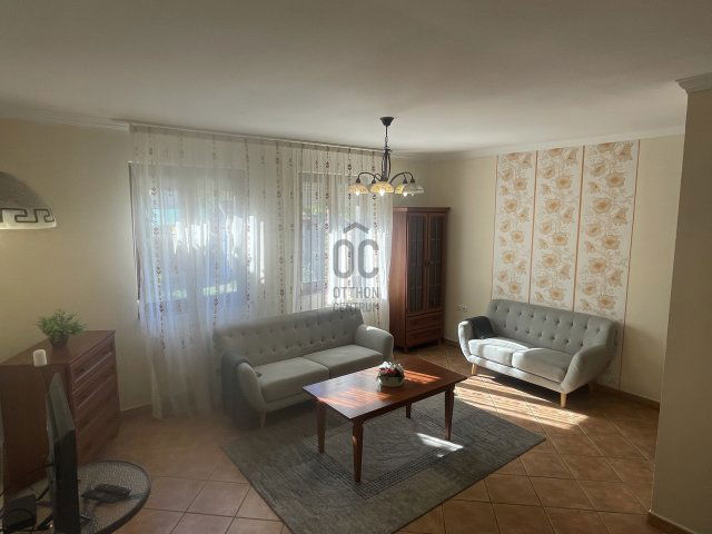 Kiadó családi ház, albérlet, Debrecenben 450 E Ft / hó