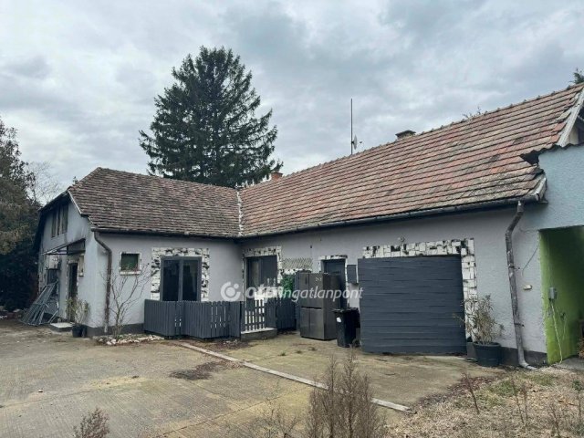 Eladó családi ház, Szigethalmon 64.9 M Ft, 4 szobás