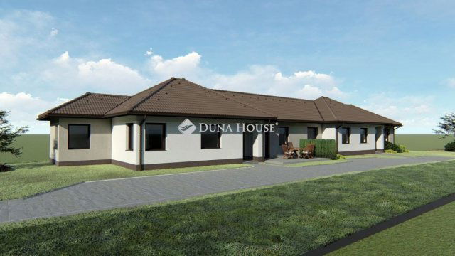 Eladó ikerház, Dánszentmiklóson 66.5 M Ft, 1 szobás