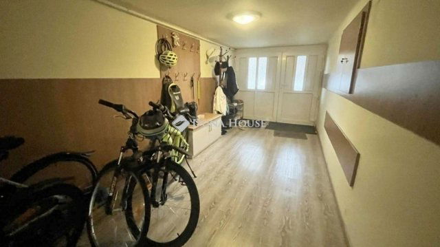 Eladó családi ház, Szombathelyen 74.9 M Ft, 5 szobás