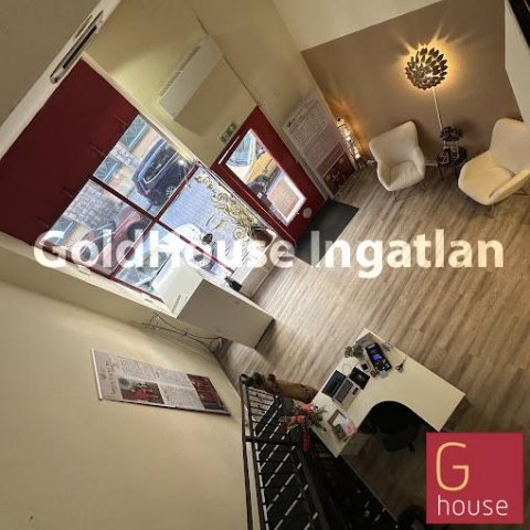 Kiadó üzlethelyiség, Budapesten, V. kerületben, Egyetem téren