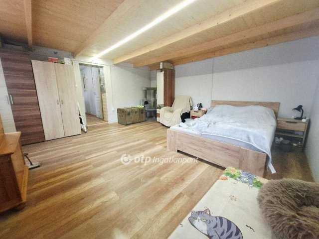 Eladó családi ház, Pilisen 23 M Ft, 1+2 szobás