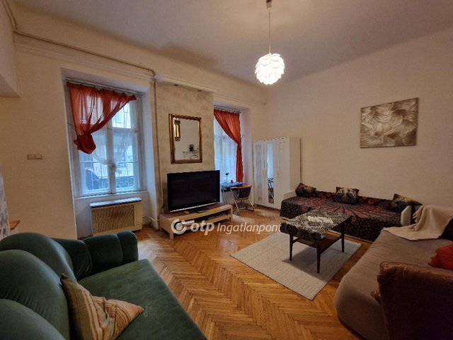 Eladó téglalakás, Budapesten, II. kerületben 88.9 M Ft, 2 szobás