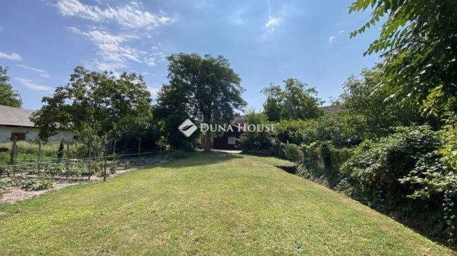 Eladó téglalakás, Székesfehérvárott 74.9 M Ft, 3 szobás