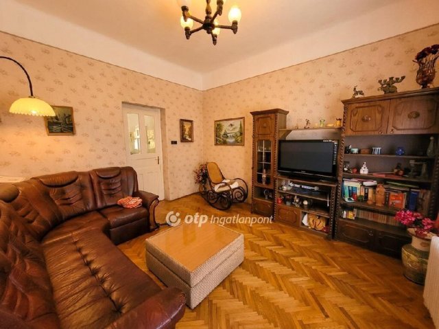 Eladó családi ház, Budapesten, XVIII. kerületben 99.9 M Ft
