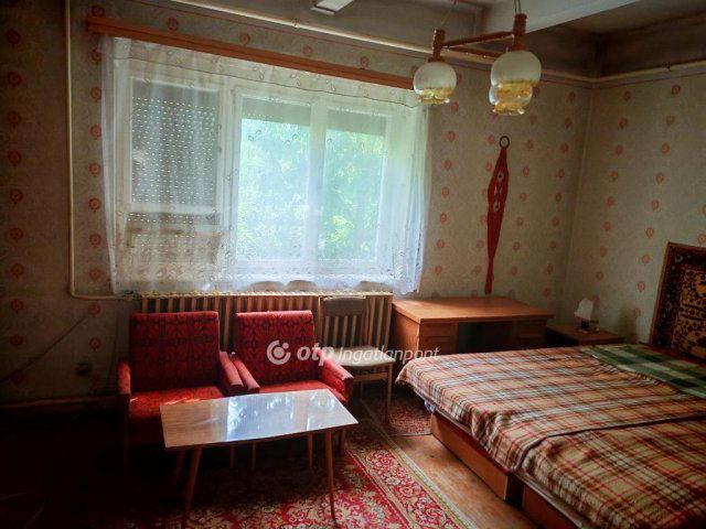 Eladó családi ház, Rózsaszentmártonon 27 M Ft, 2 szobás