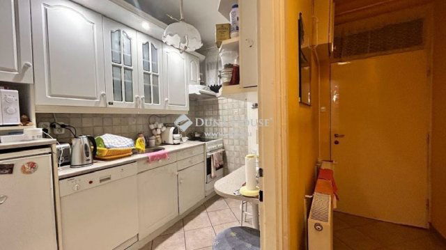 Eladó téglalakás, Kőszegen 46 M Ft, 4 szobás