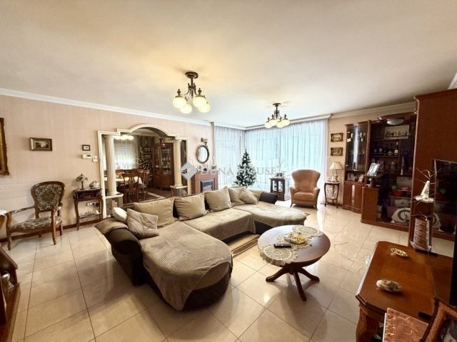 Eladó családi ház, Budapesten, XVI. kerületben 269 M Ft