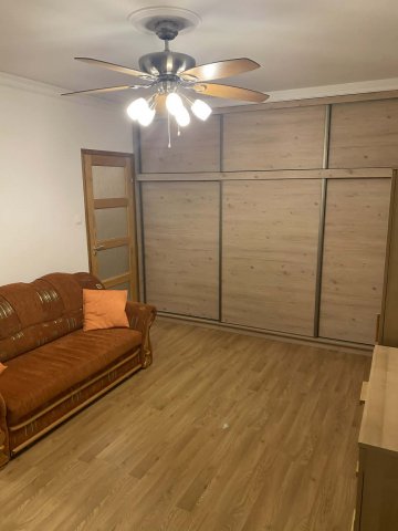 Kiadó panellakás, albérlet, XV. kerületben, Drégelyvár utcában