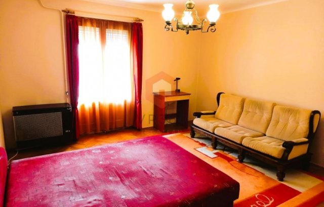 Eladó téglalakás, Pécsett 27.3 M Ft, 1 szobás