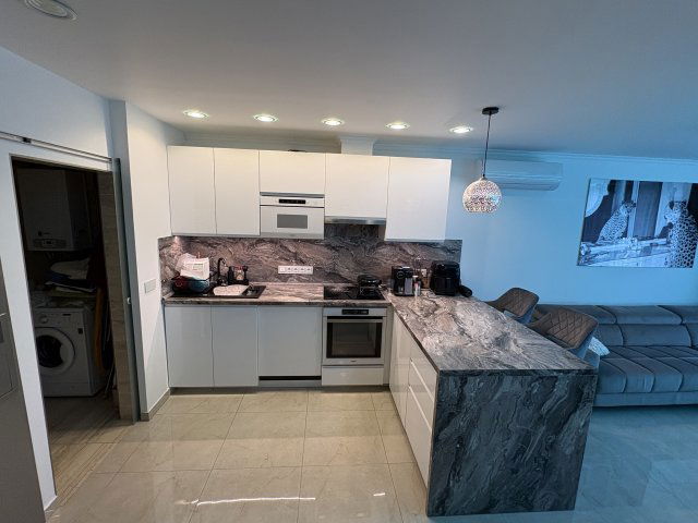 Eladó téglalakás, Budapesten, III. kerületben 168 M Ft, 3 szobás