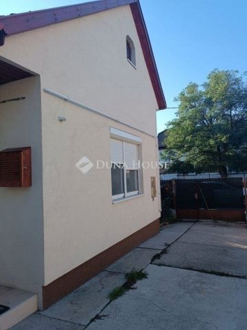 Eladó családi ház, Budapesten, XVIII. kerületben 105 M Ft