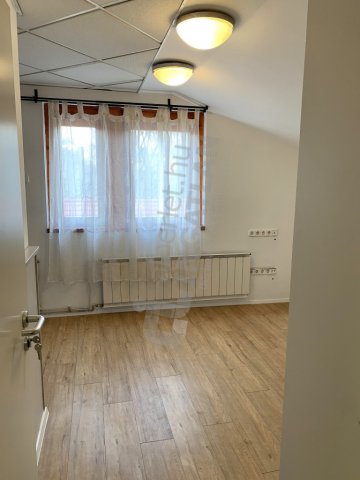 Kiadó családi ház, albérlet, IV. kerületben, Zichy Mihály utcában
