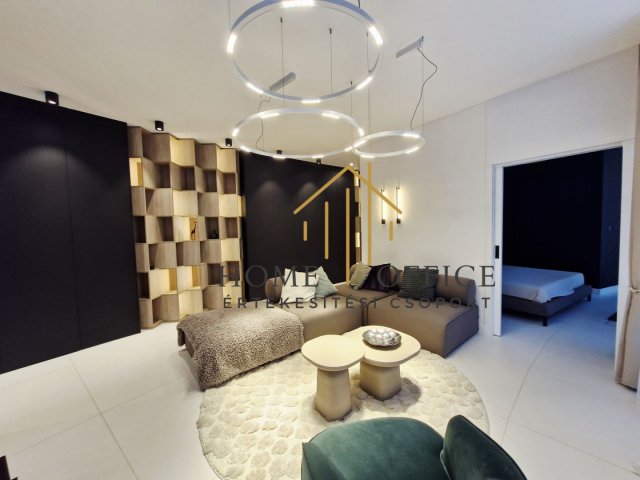 Eladó téglalakás, Debrecenben 299 M Ft, 3 szobás