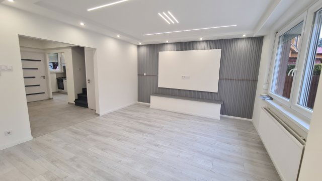 Kiadó családi ház, albérlet, Debrecenben, Németh László utcában