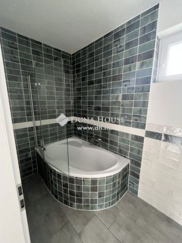 Eladó családi ház, Siófokon 125 M Ft, 3 szobás