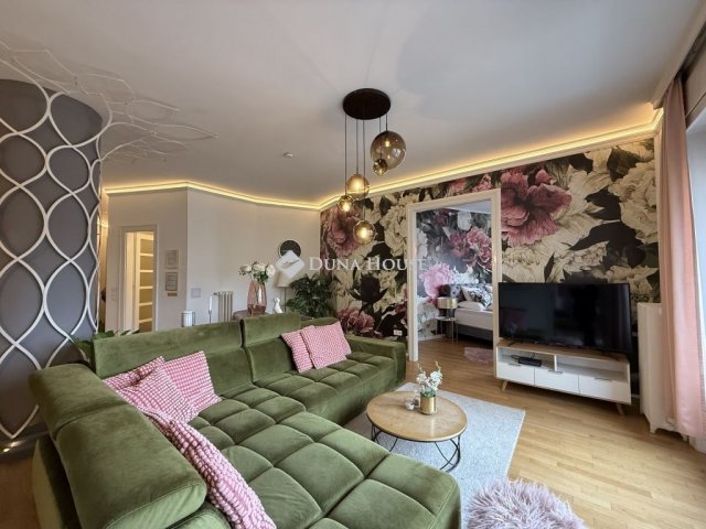 Kiadó téglalakás, albérlet, Budapesten, VI. kerületben