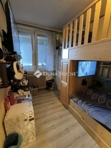 Eladó téglalakás, Budapesten, XVII. kerületben 62.9 M Ft