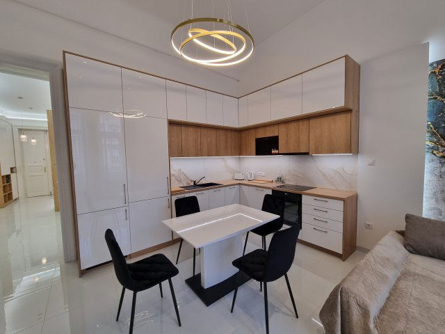 Kiadó téglalakás, albérlet, VI. kerületben, Teréz körúton