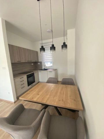 Kiadó téglalakás, albérlet, Tatabányán 240 E Ft / hó
