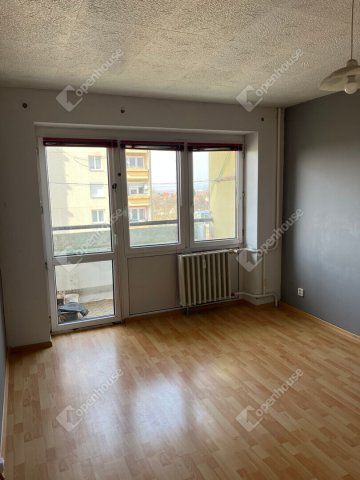 Eladó panellakás, Székesfehérvárott 44.9 M Ft, 2 szobás