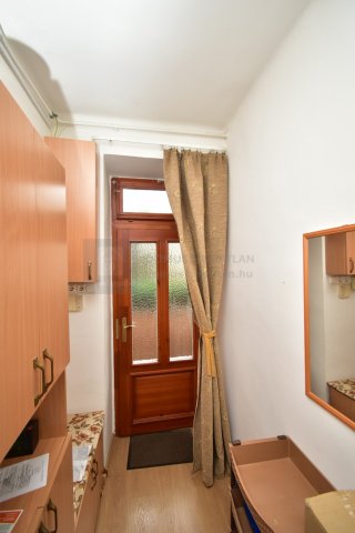 Eladó téglalakás, Szombathelyen 35.99 M Ft, 1+1 szobás
