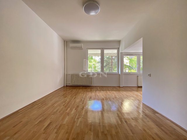 Eladó téglalakás, Budapesten, XIV. kerületben 70.5 M Ft