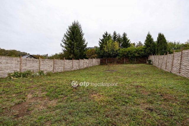 Eladó családi ház, Zalakaroson 90 M Ft, 5 szobás
