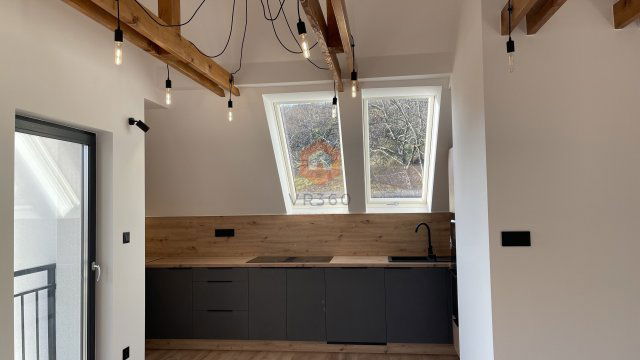 Eladó téglalakás, Pécsett, Bálicsi úton 69.9 M Ft, 2 szobás