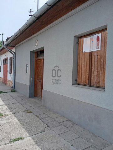 Eladó ipari ingatlan, Szekszárdon 25 M Ft / költözzbe.hu