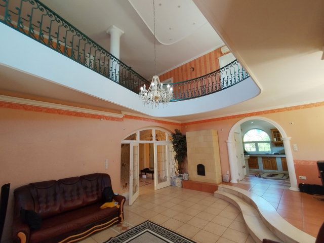 Eladó családi ház, Budapesten, XVI. kerületben 236 M Ft