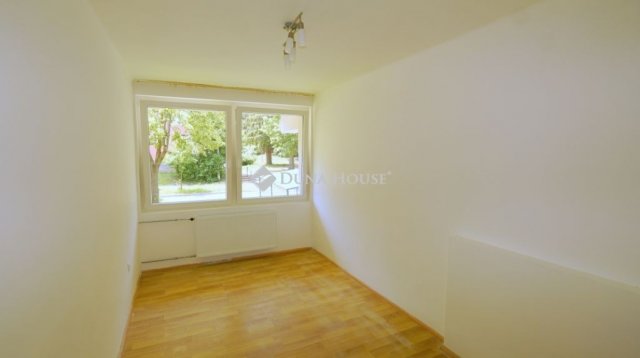 Eladó téglalakás, Zalaegerszegen 39.99 M Ft, 2 szobás