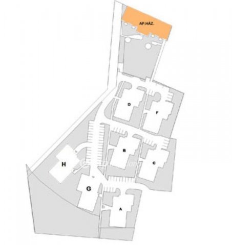 Eladó téglalakás, Balatonkenesén 60 M Ft, 2 szobás