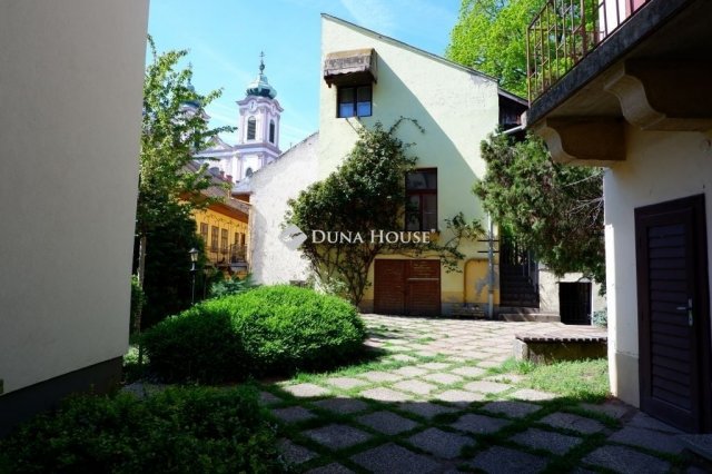 Eladó téglalakás, Székesfehérvárott 46.5 M Ft, 1 szobás