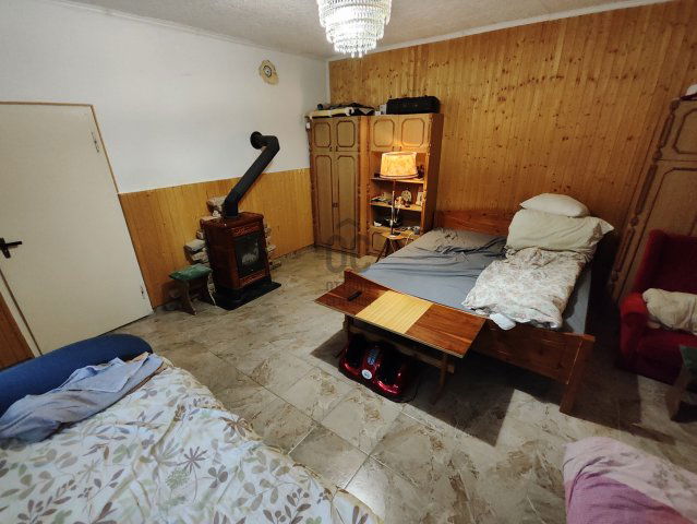 Eladó családi ház, Ősin 27.9 M Ft, 2 szobás